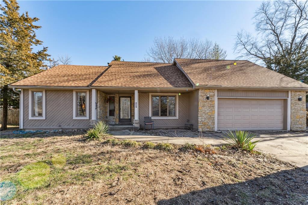 Listing Photo MLS #HMS2581163
