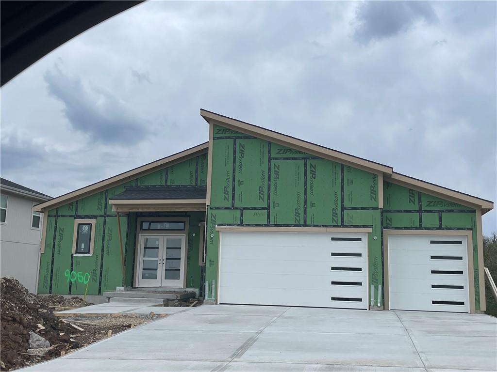 Listing Photo MLS #HMS2581280