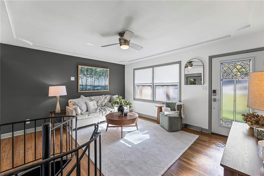 Listing Photo MLS #HMS2581372