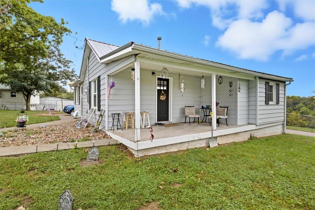 Listing Photo MLS #HMS2581788