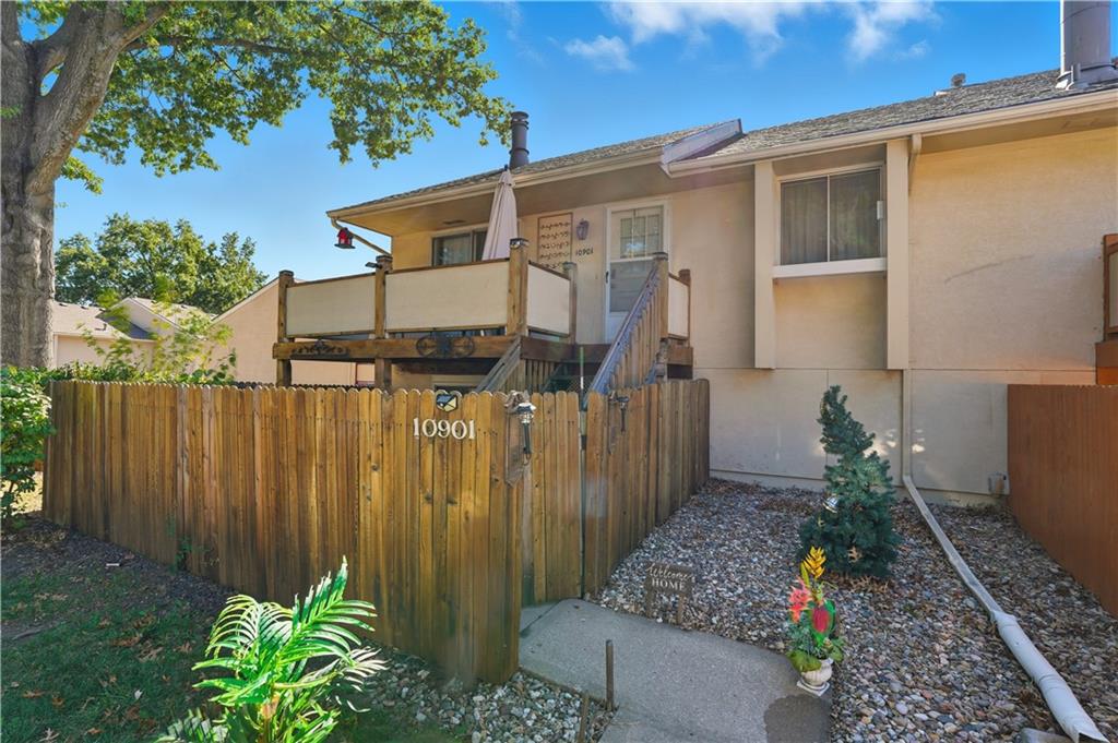 Listing Photo MLS #HMS2581837