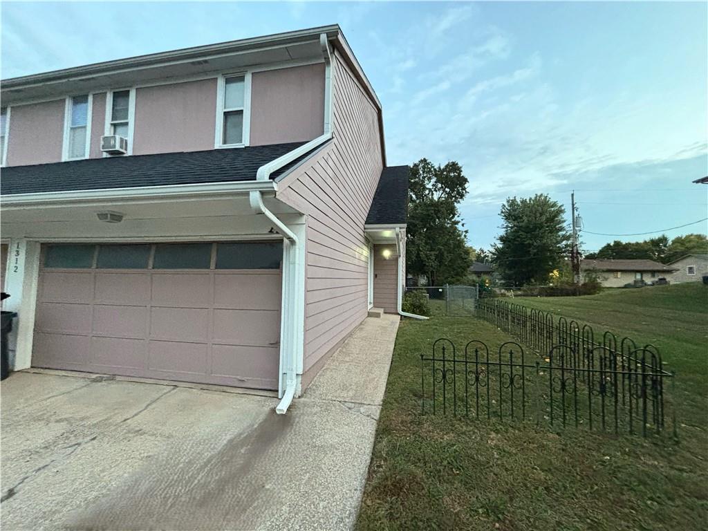 Listing Photo MLS #HMS2581907