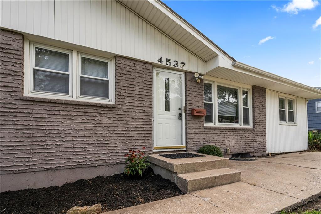 Listing Photo MLS #HMS2582174