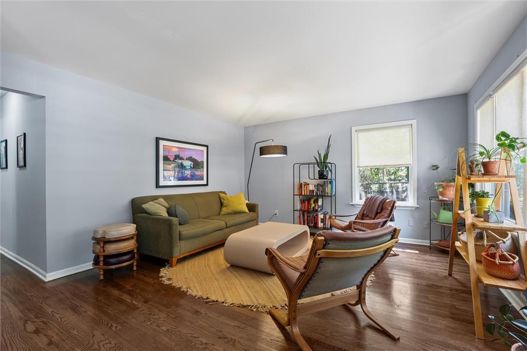 Listing Photo MLS #HMS2582382