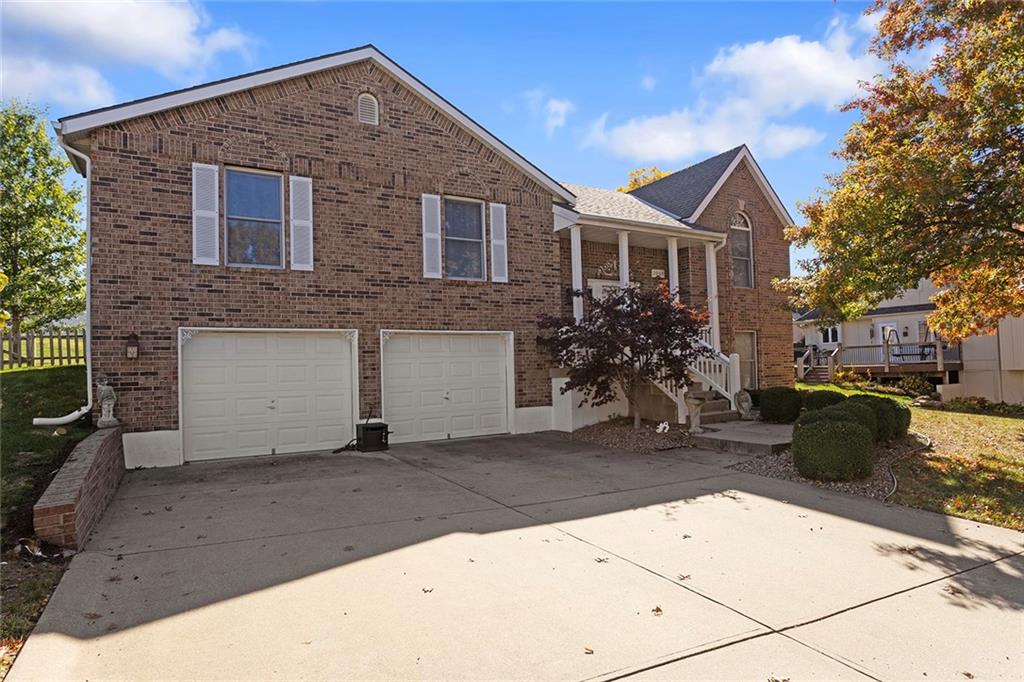 Listing Photo MLS #HMS2582601