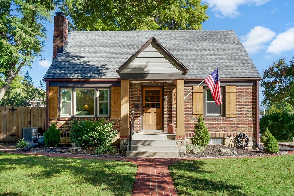 Listing Photo MLS #HMS2582762