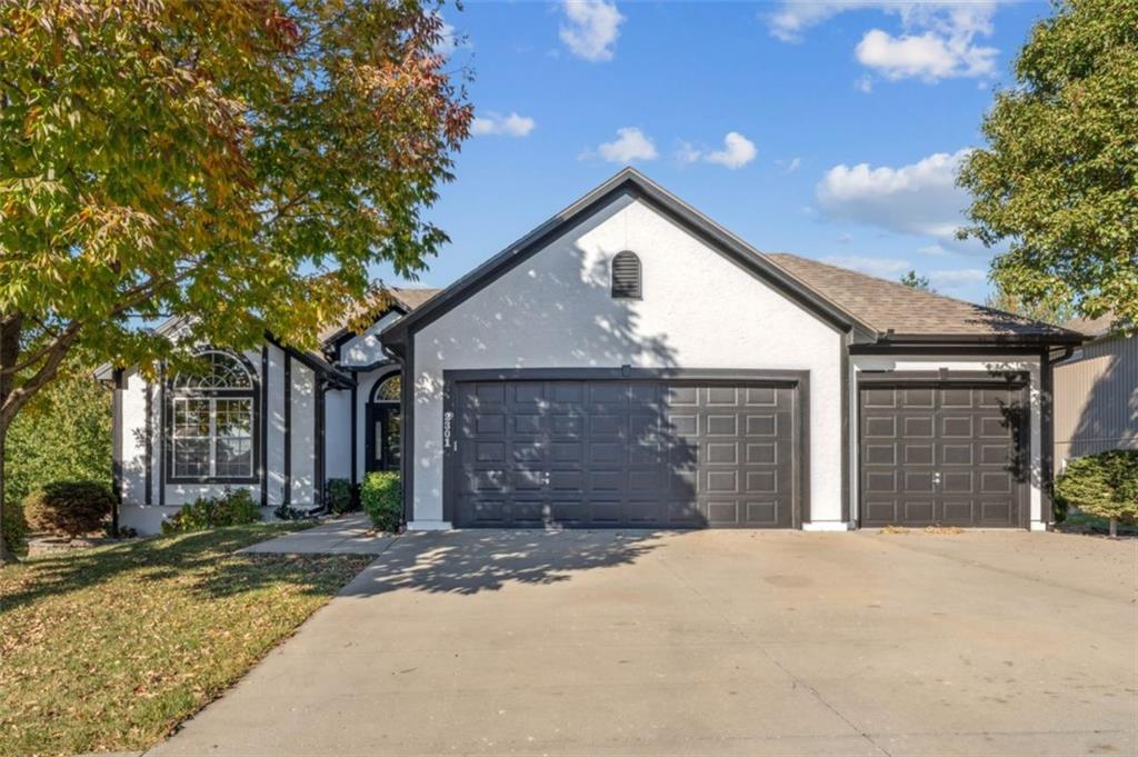 Listing Photo MLS #HMS2583088