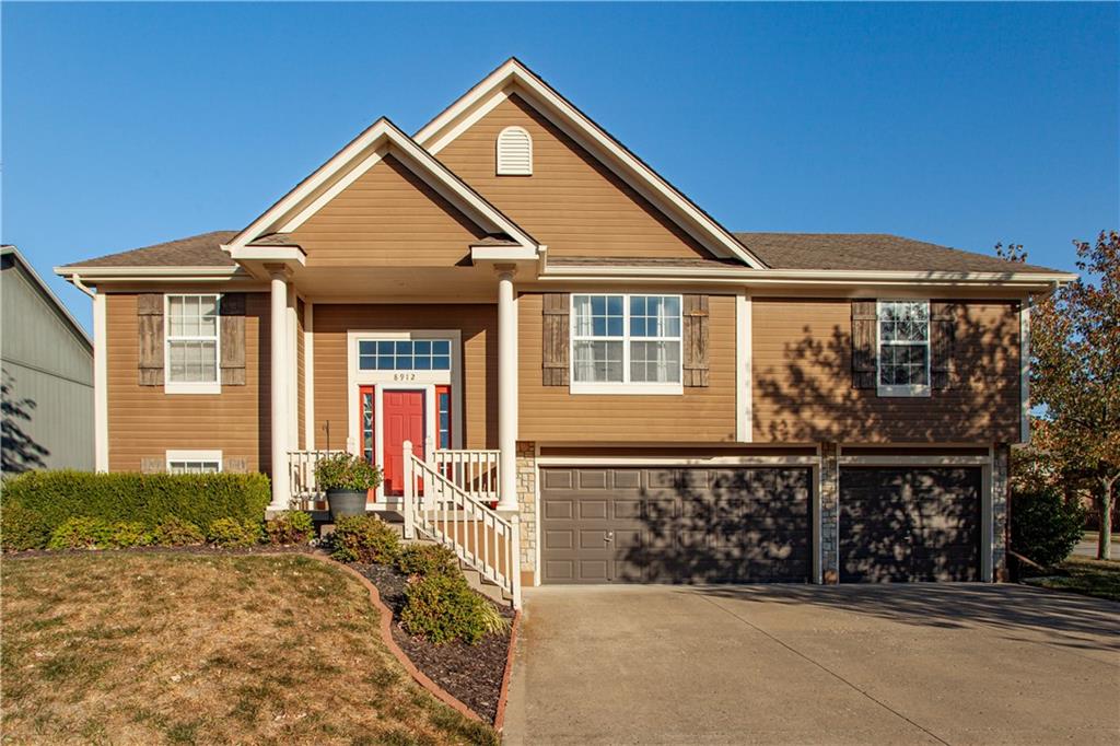 Listing Photo MLS #HMS2583245