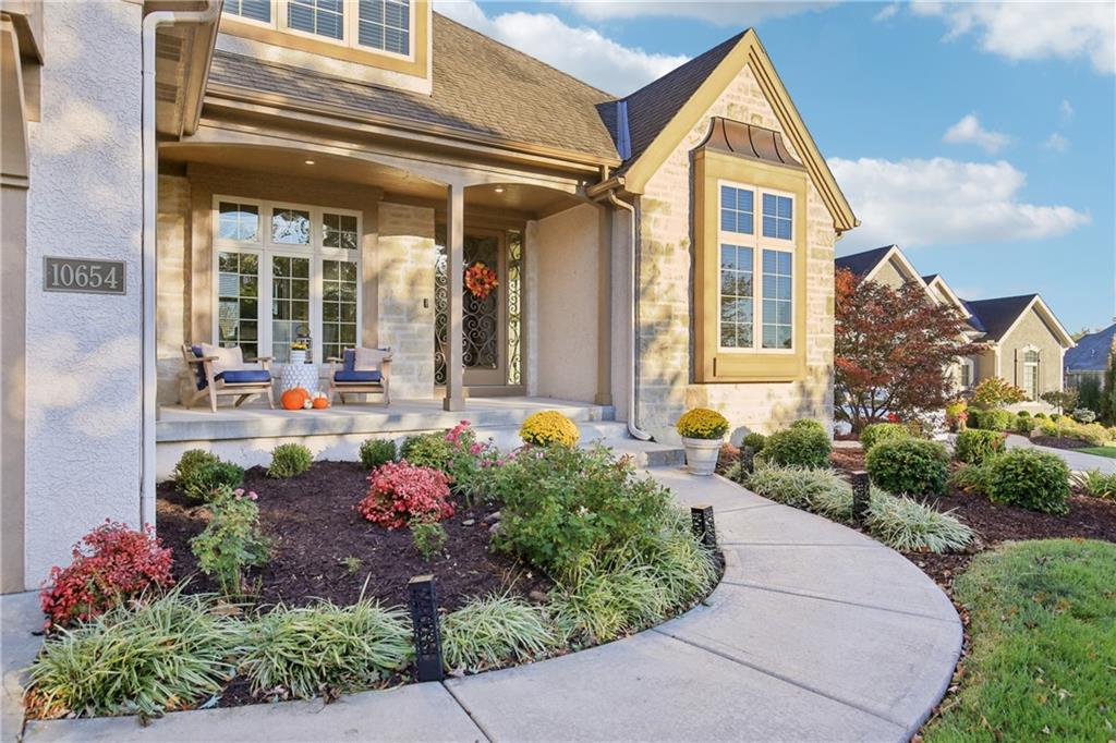 Listing Photo MLS #HMS2583383