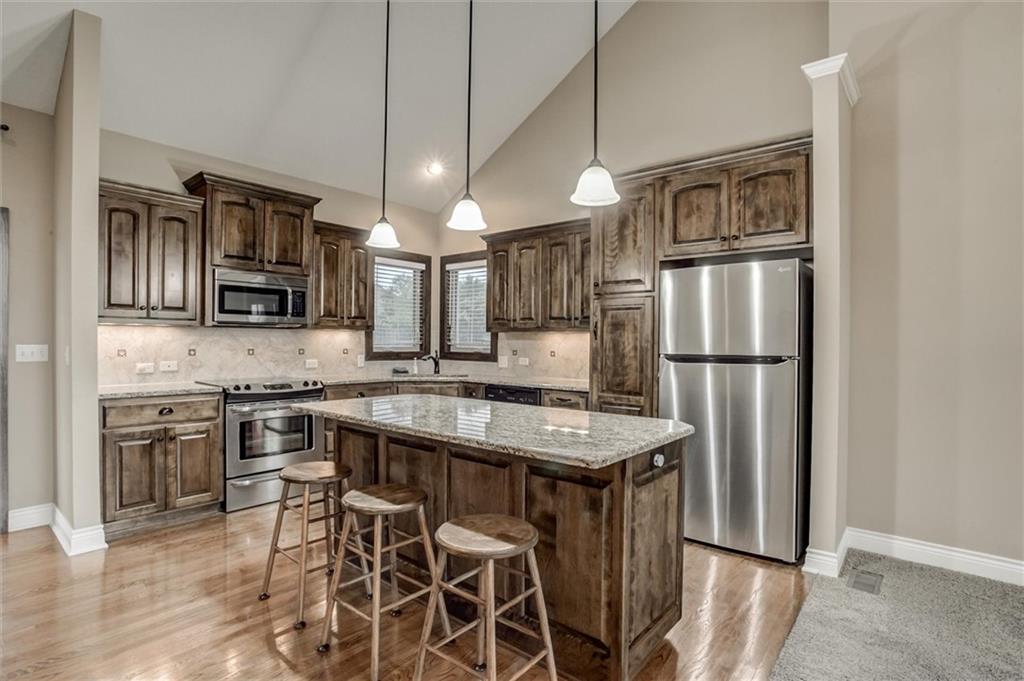 Listing Photo MLS #HMS2583882