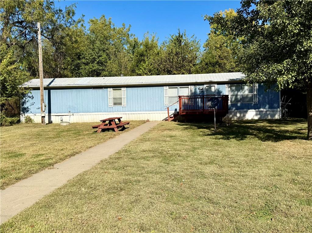 Listing Photo MLS #HMS2583905