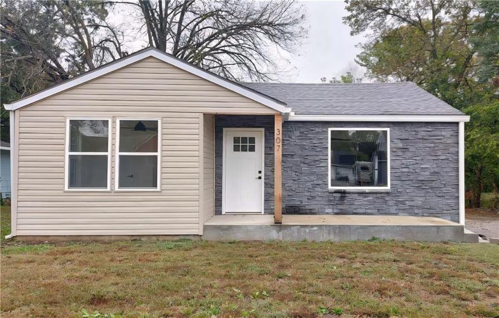 Listing Photo MLS #HMS2583932