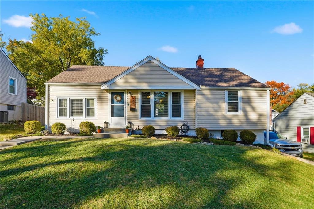 Listing Photo MLS #HMS2583971