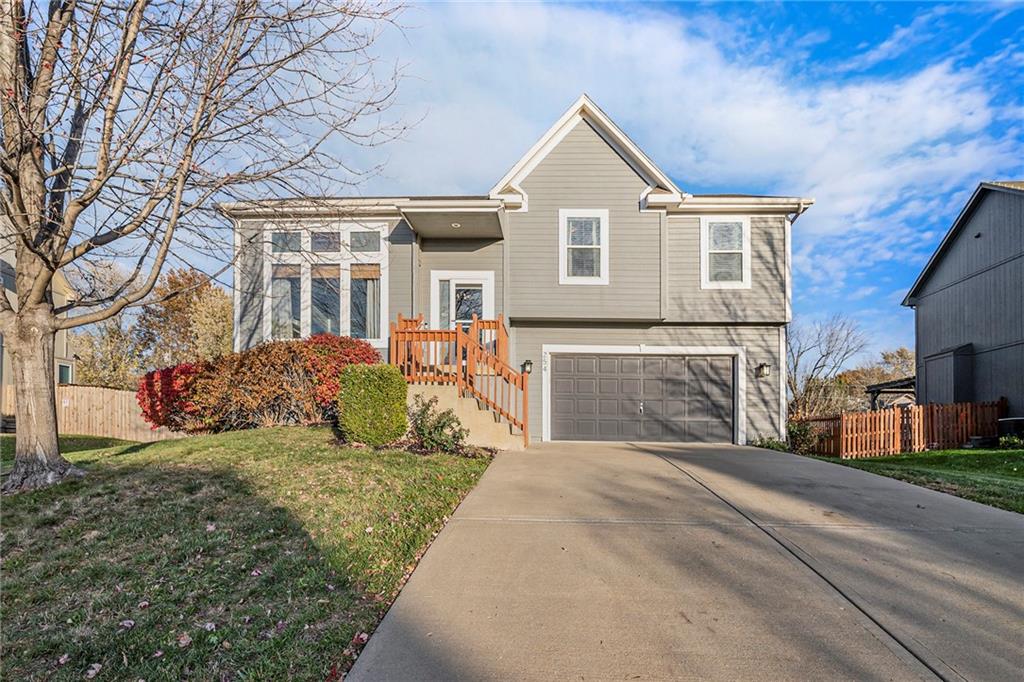 Listing Photo MLS #HMS2584178