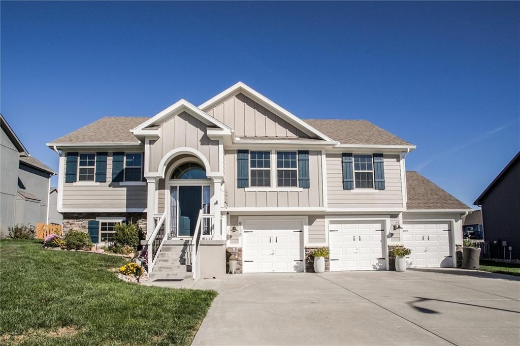 Listing Photo MLS #HMS2584304