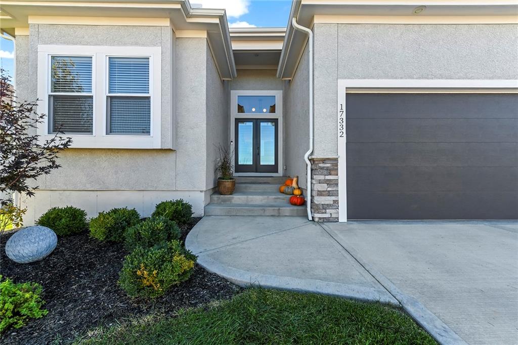 Listing Photo MLS #HMS2584719