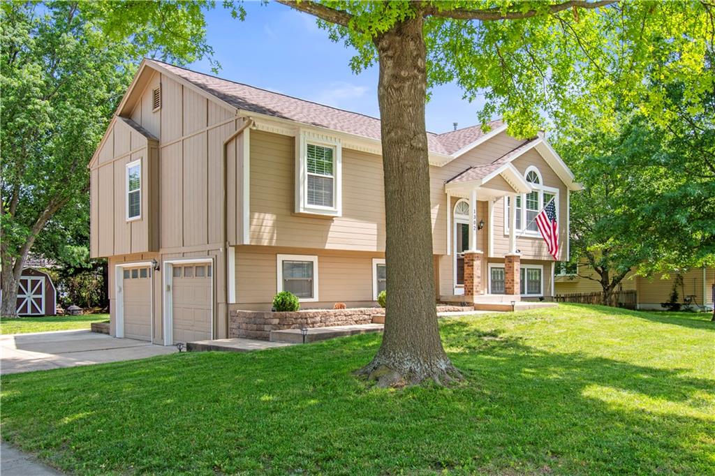 Listing Photo MLS #HMS2584955