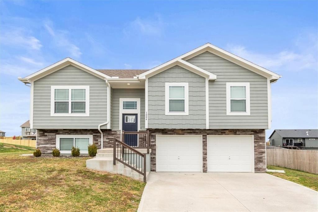 Listing Photo MLS #HMS2585370