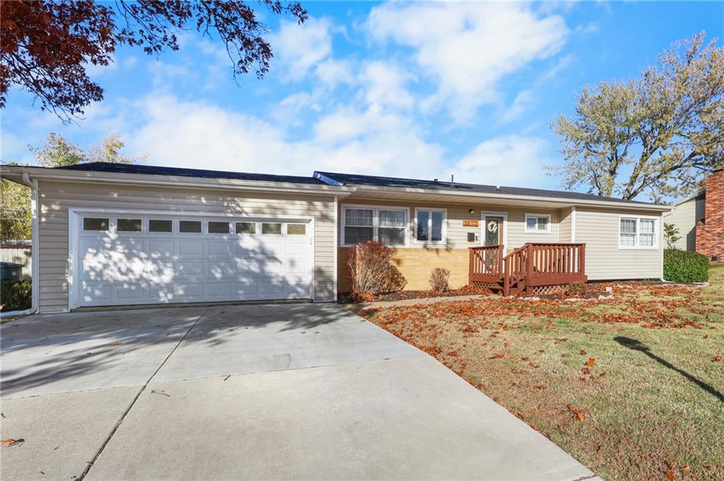 Listing Photo MLS #HMS2587052