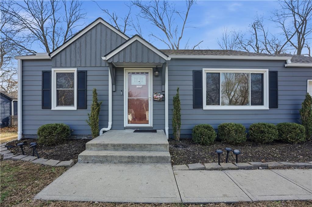 Listing Photo MLS #HMS2587356