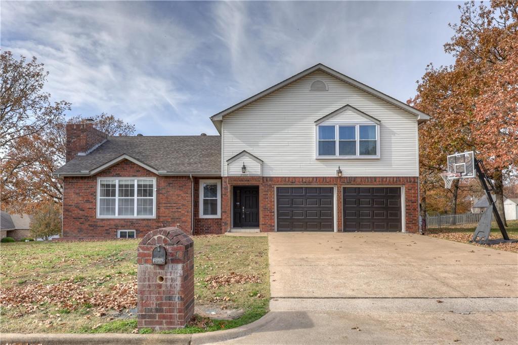 Listing Photo MLS #HMS2587937