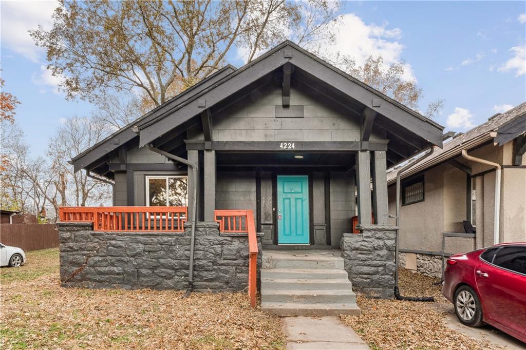 Listing Photo MLS #HMS2588376