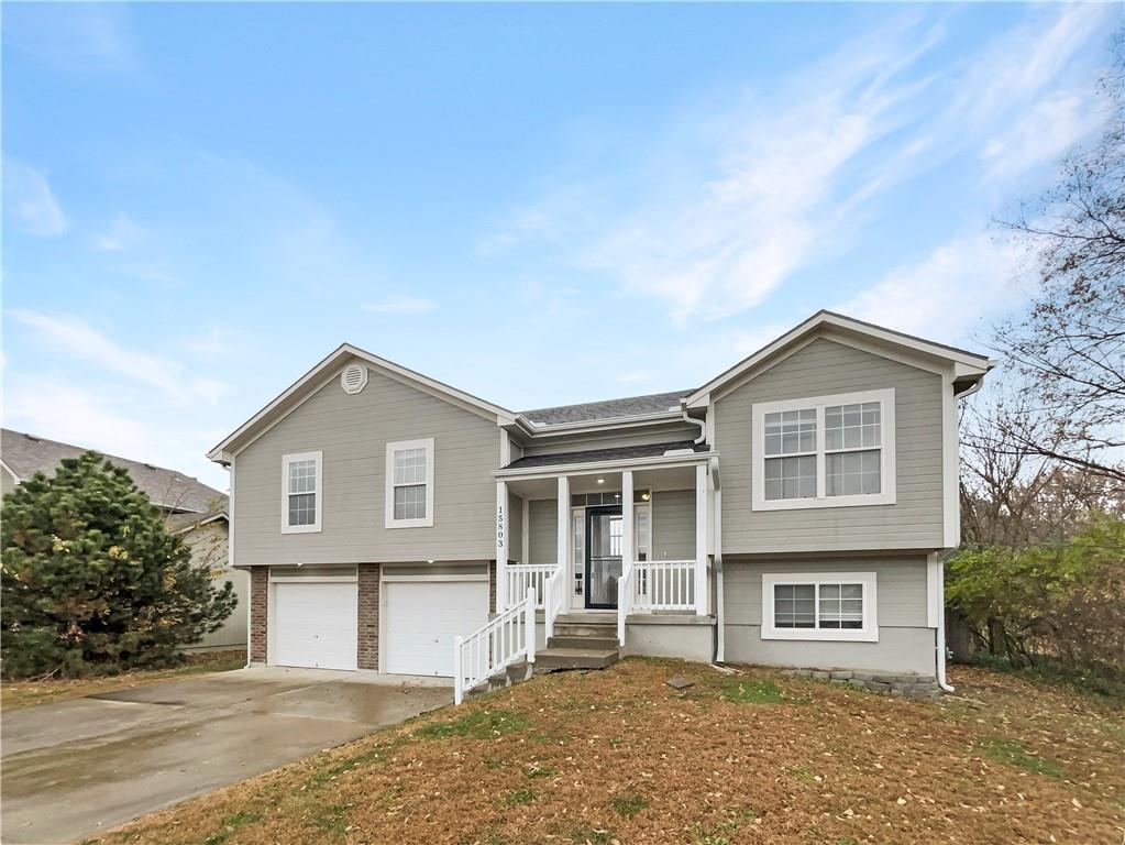 Listing Photo MLS #HMS2588593