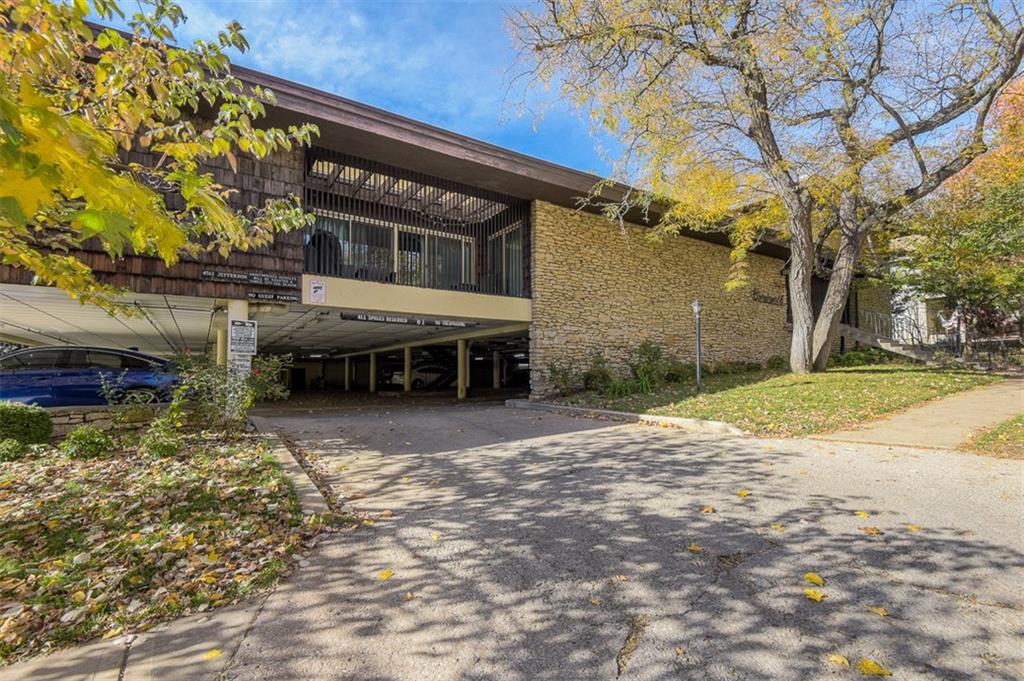 Listing Photo MLS #HMS2589142