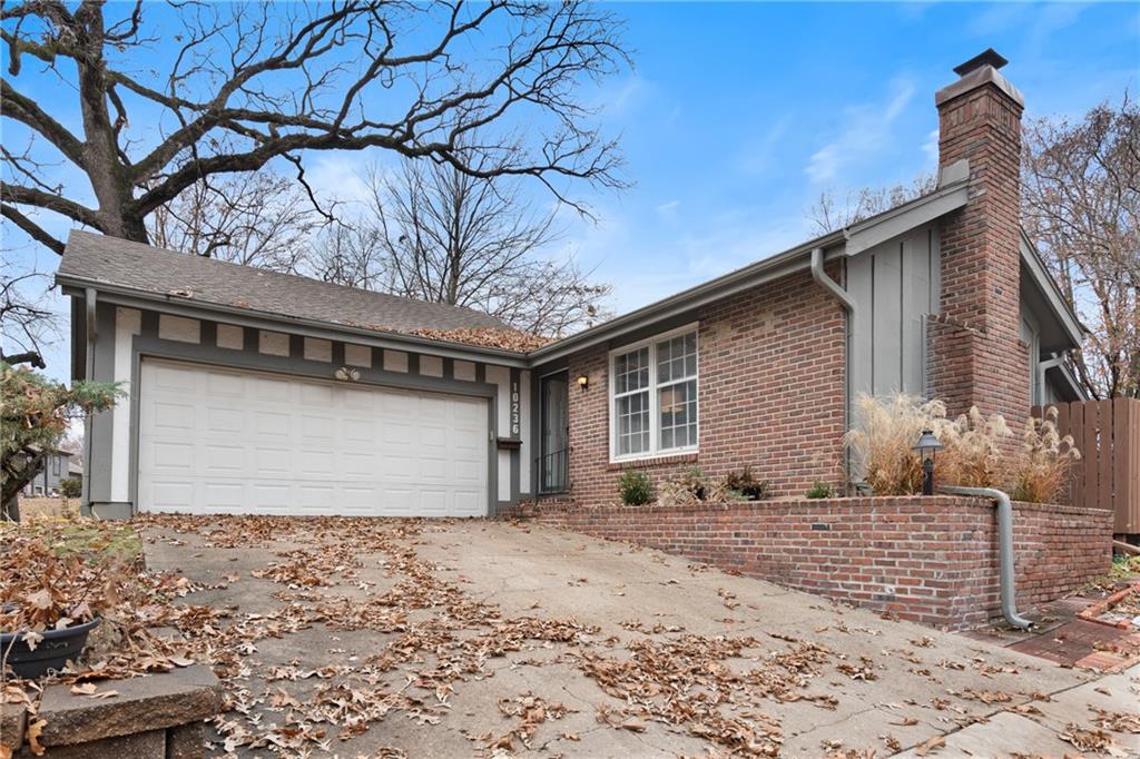 Listing Photo MLS #HMS2589382