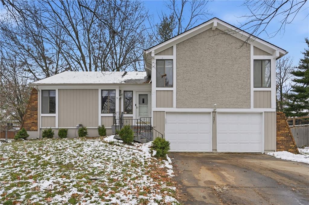 Listing Photo MLS #HMS2589931