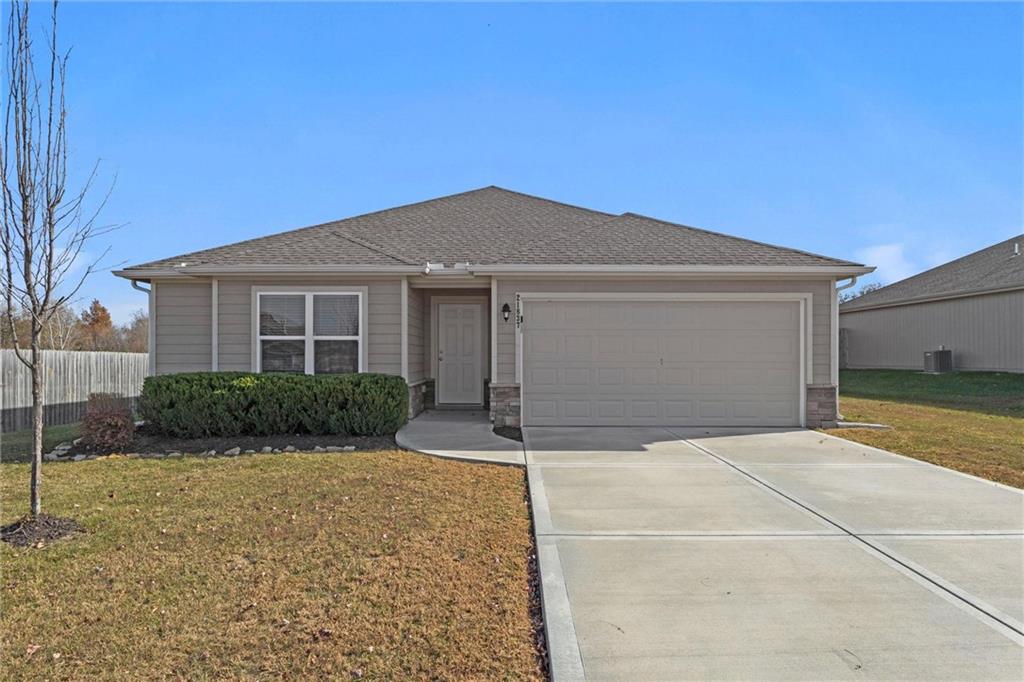 Listing Photo MLS #HMS2589947