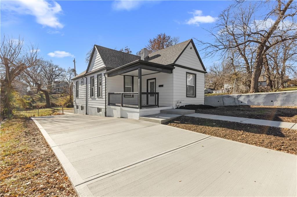 Listing Photo MLS #HMS2591284