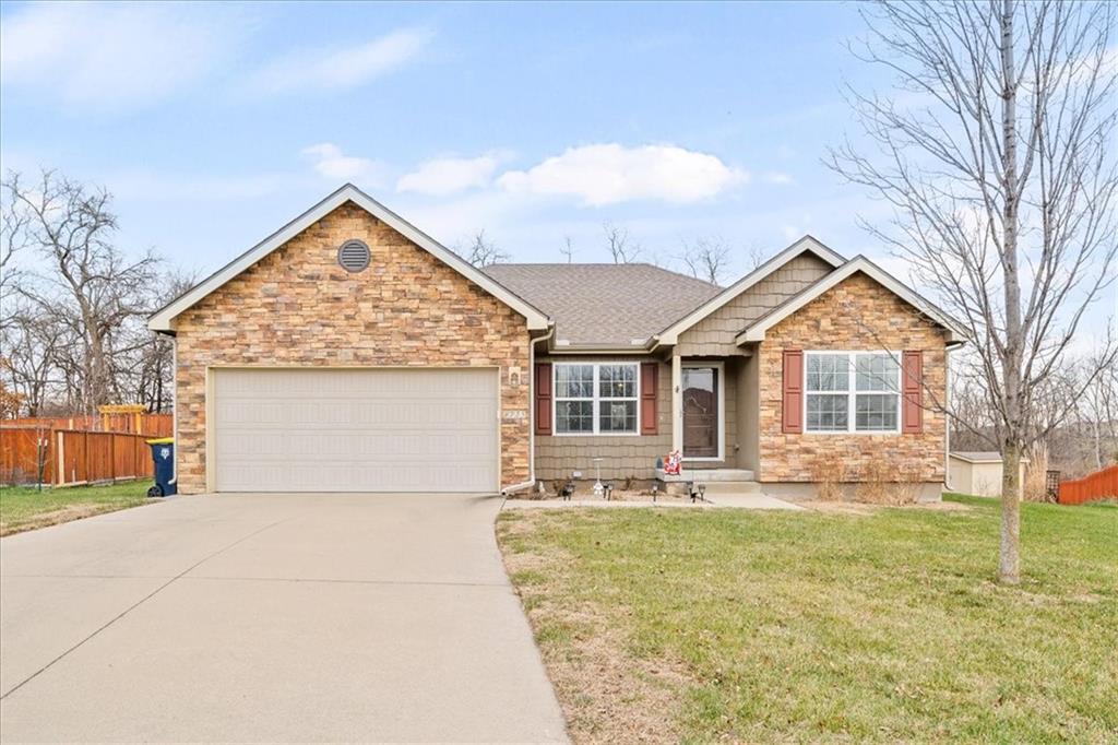 Listing Photo MLS #HMS2591930