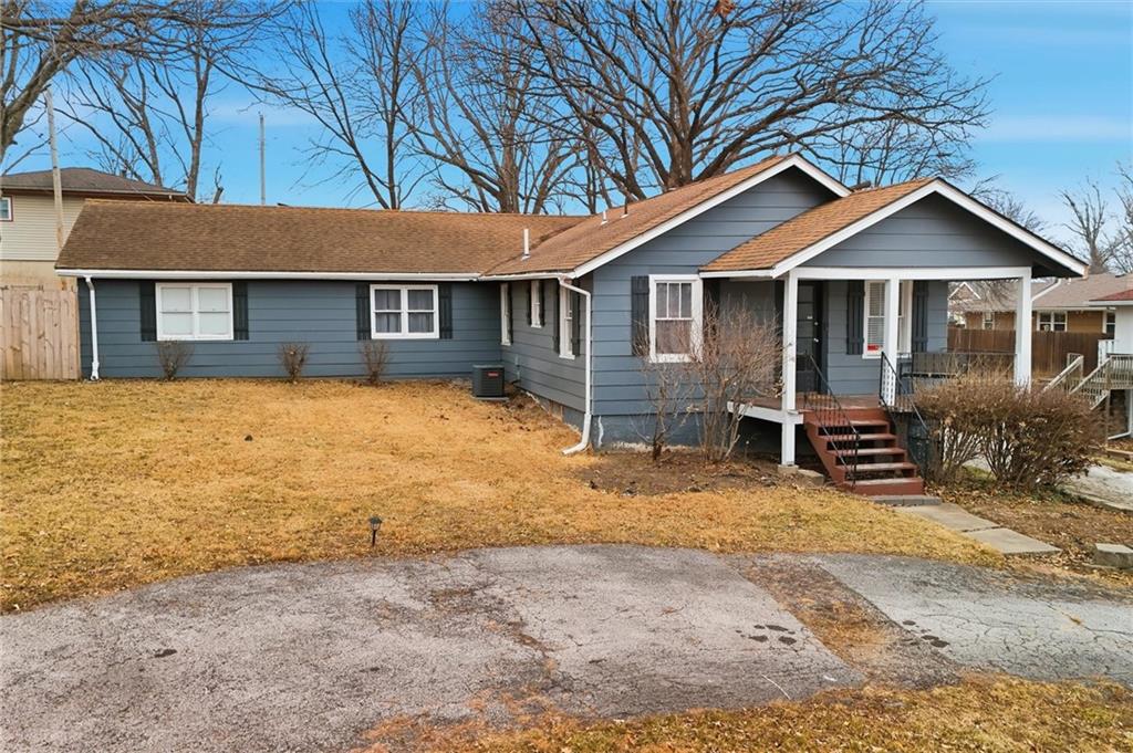 Listing Photo MLS #HMS2592609