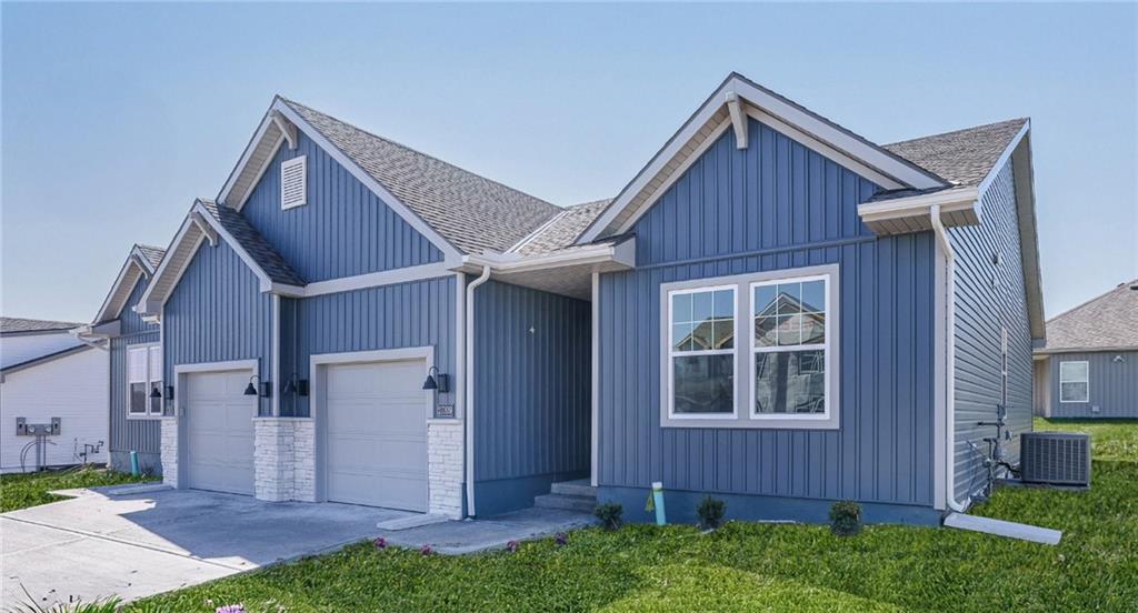 Listing Photo MLS #HMS2592786