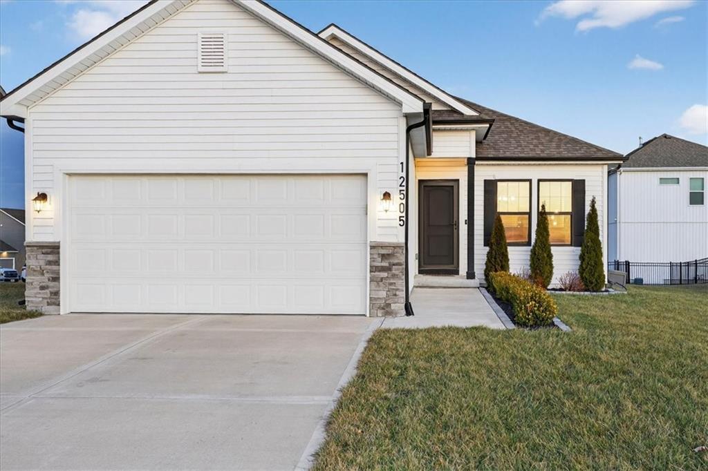 Listing Photo MLS #HMS2592844