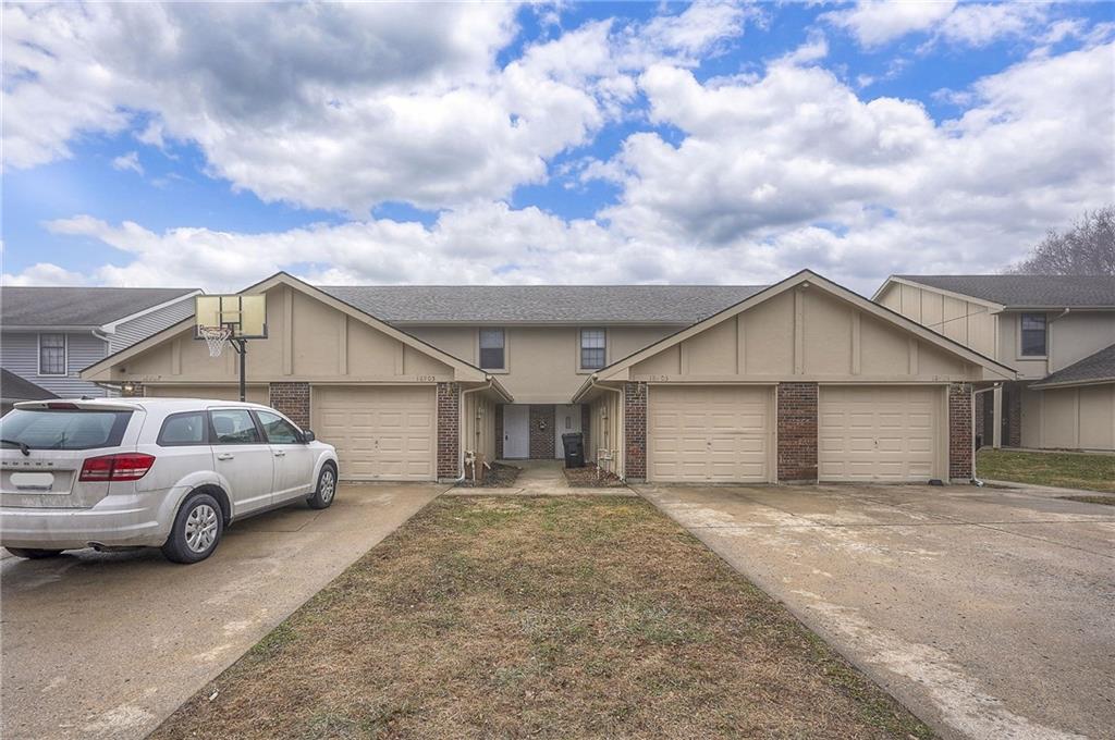 Listing Photo MLS #HMS2593006