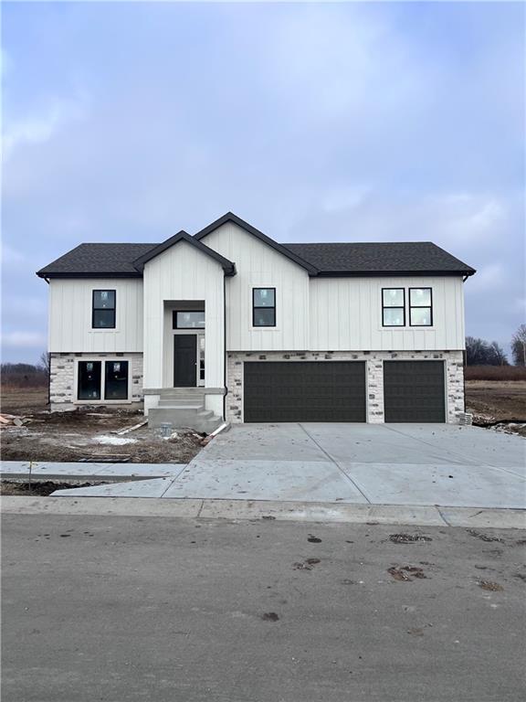 Listing Photo MLS #HMS2594406