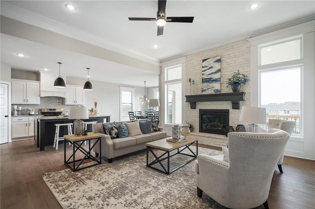 Listing Photo MLS #HMS2594552