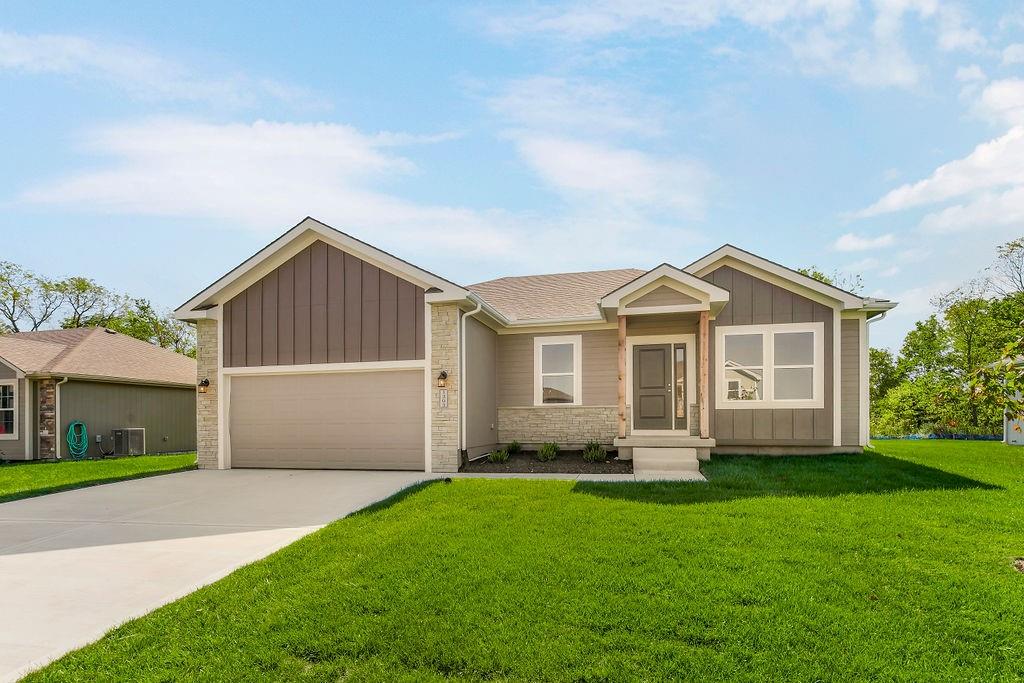 Listing Photo MLS #HMS2594878