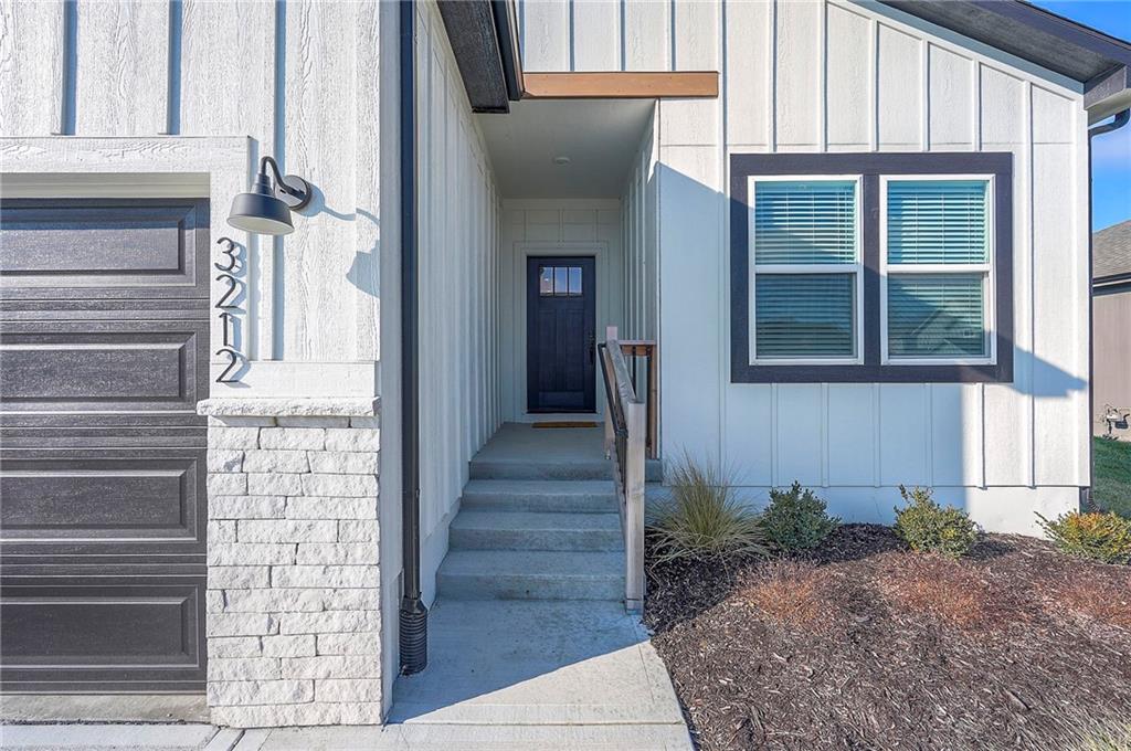 Listing Photo MLS #HMS2595708