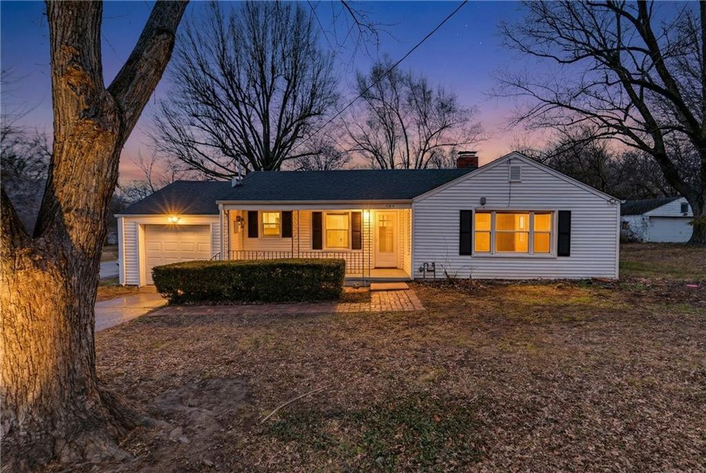 Listing Photo MLS #HMS2595834