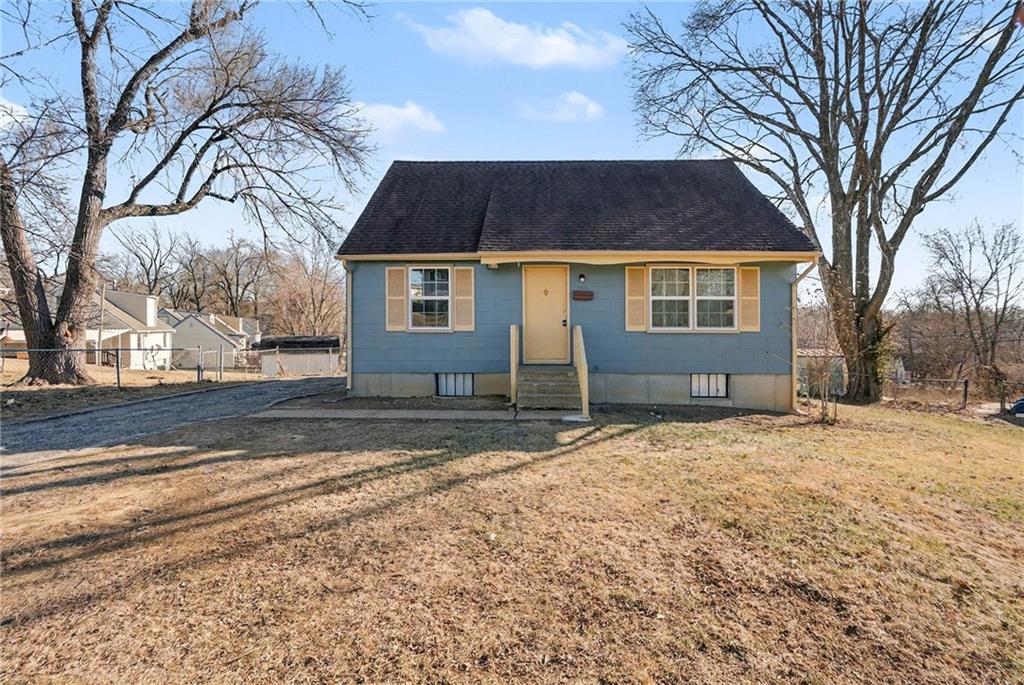 Listing Photo MLS #HMS2595917