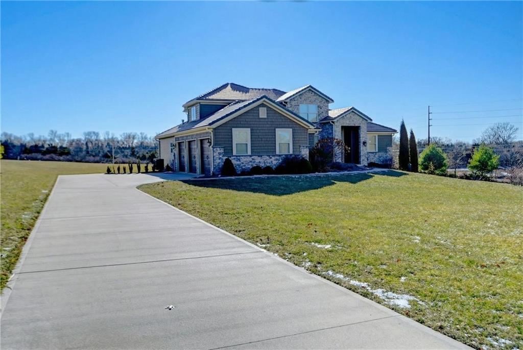 Listing Photo MLS #HMS2596848