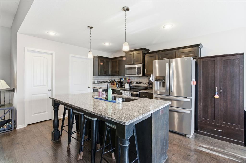 Listing Photo MLS #HMS2597421