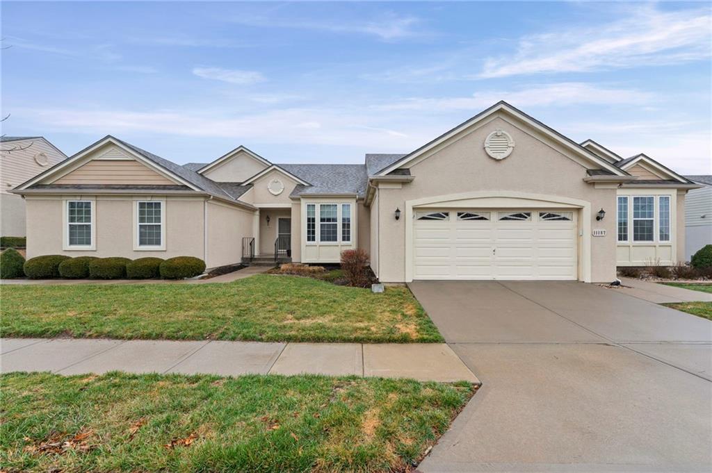 Listing Photo MLS #HMS2601611