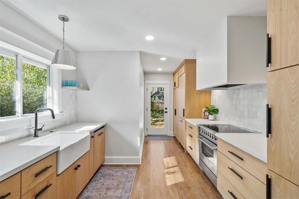 Listing Photo MLS #HMS2602511