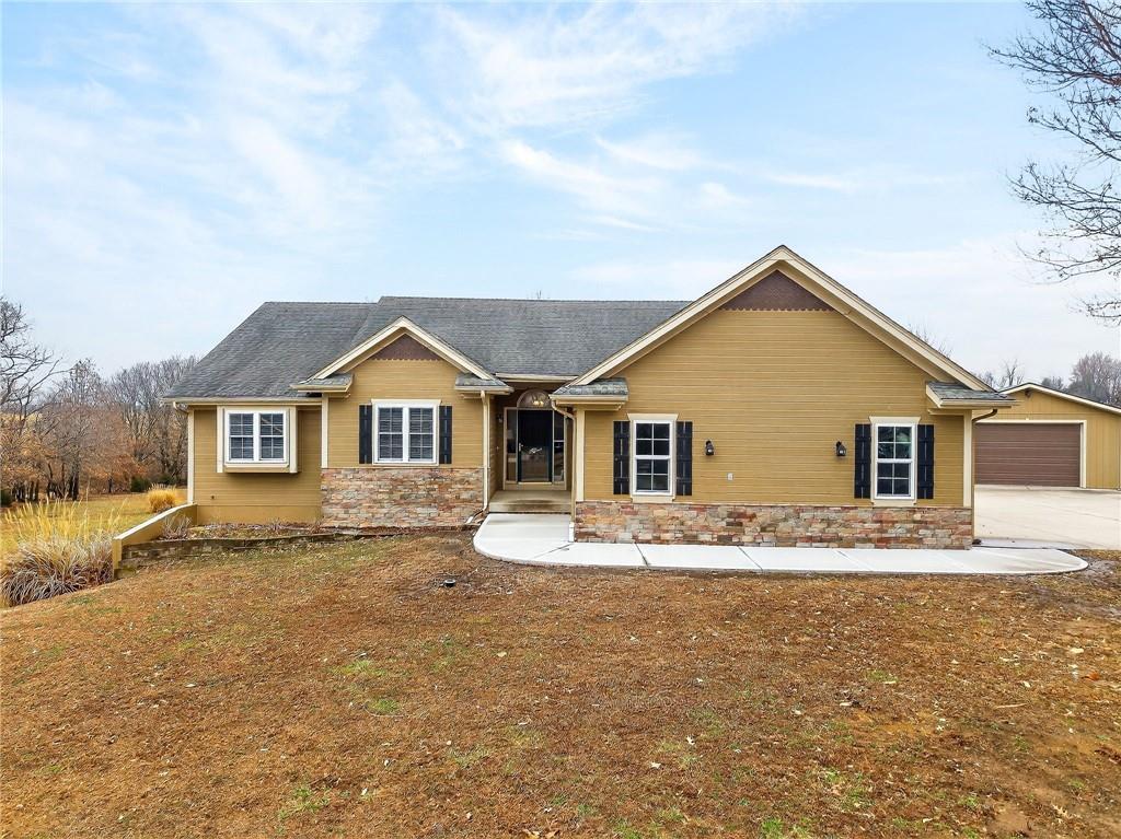 Listing Photo MLS #HMS2602517