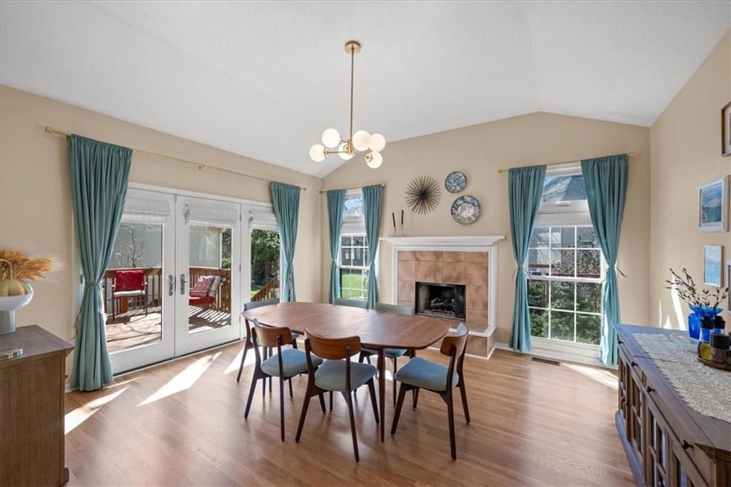 Listing Photo MLS #HMS2602658