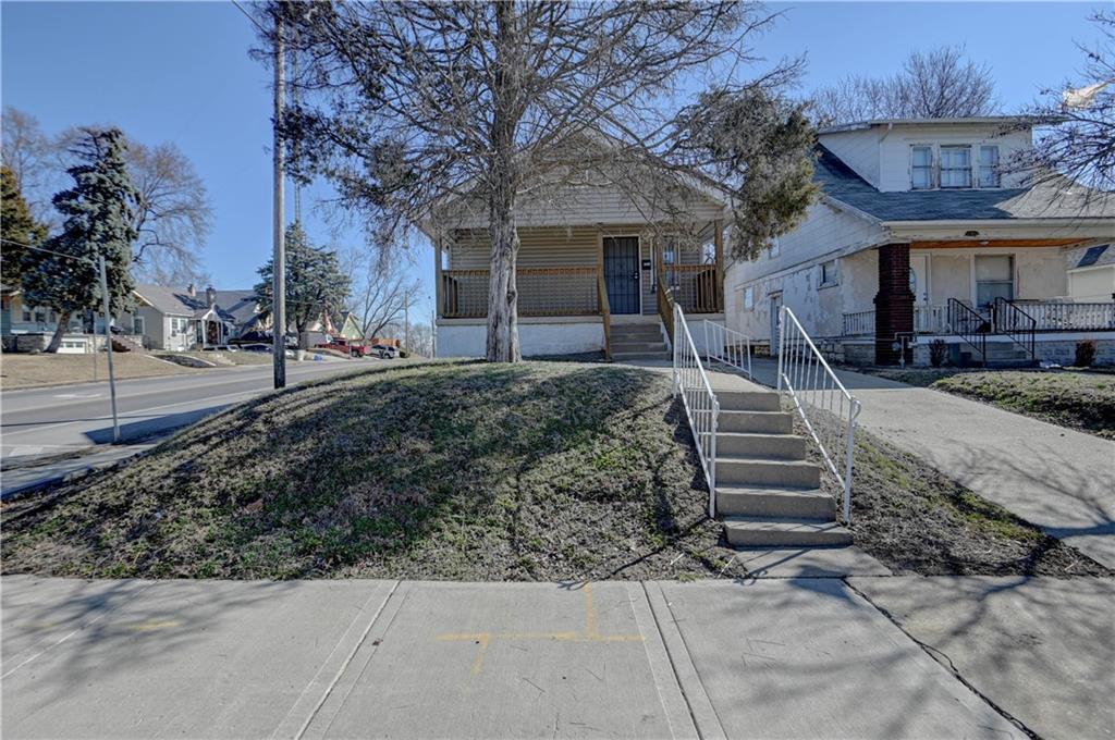 Listing Photo MLS #HMS2603048